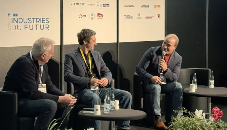 Les 3 intervenants de Conférence ASIMUTE, Djaffar Ould-Abdeslam, Marc Helfter et Matthias Resch, en pleine discussion